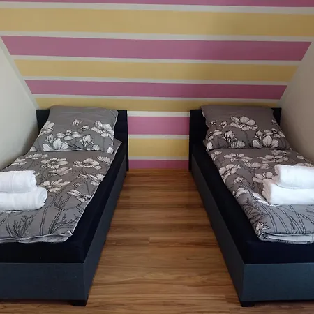 Semesterbostad Dom W Jesionach Brajniki - Dzialka 1 Hektar