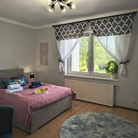 Dom W Jesionach Brajniki - Dzialka 1 Hektar Jedwabno