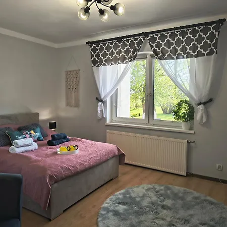 Dom W Jesionach Brajniki - Działka 1 Hektar Jedwabno